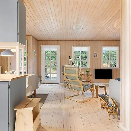 Tv1655-jerup-tyttebaervej-25-b * Jerup