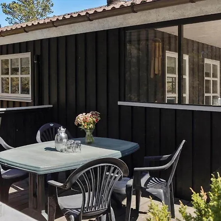 Tv1655-jerup-tyttebaervej-25-b * Jerup